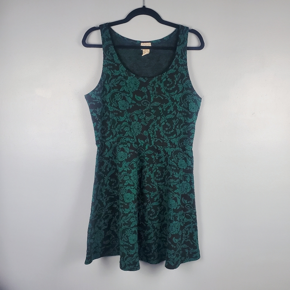 Eyelash Couture floral print fit and flare dress Size XL